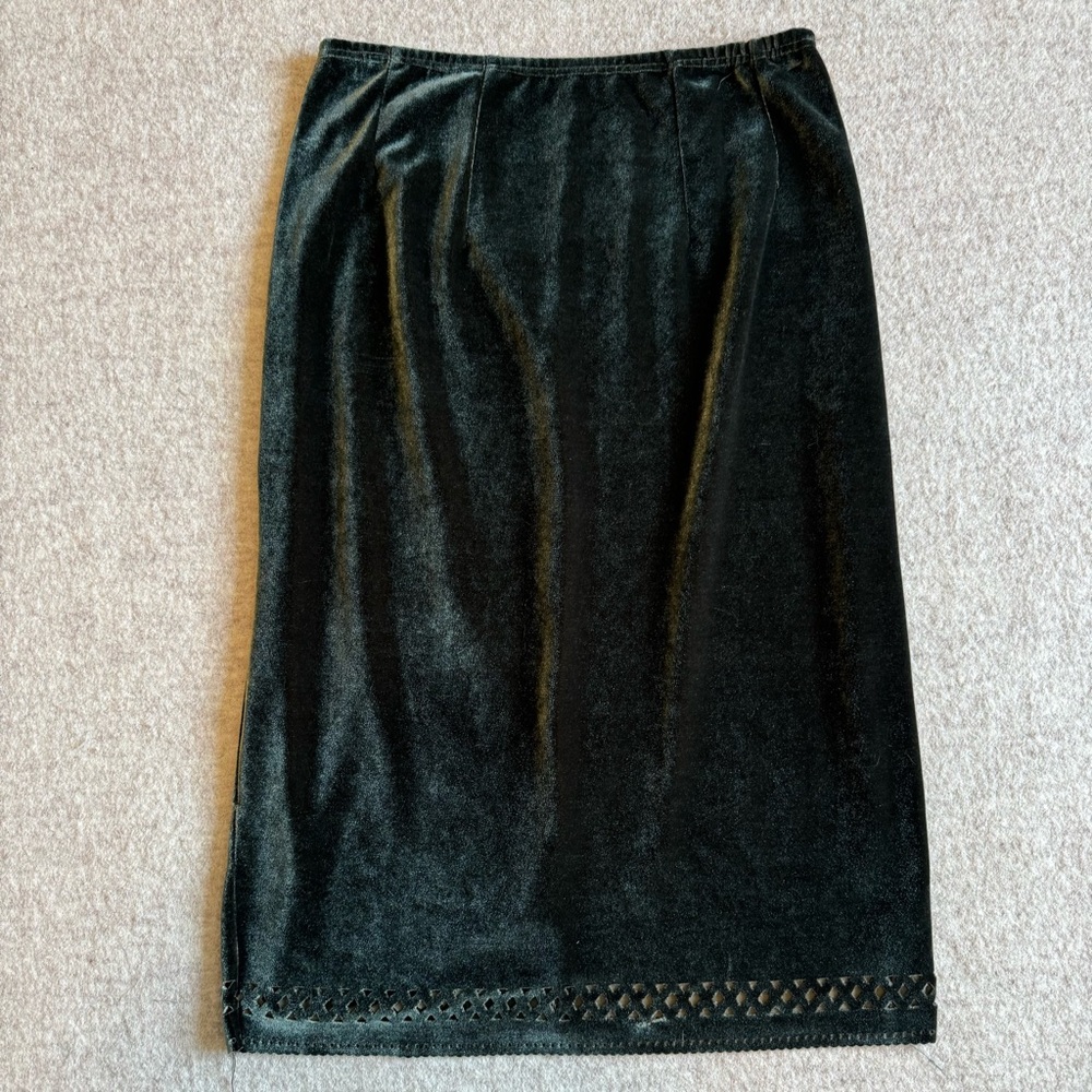 Black Midi Pencil Skirt for Cocktail Nights